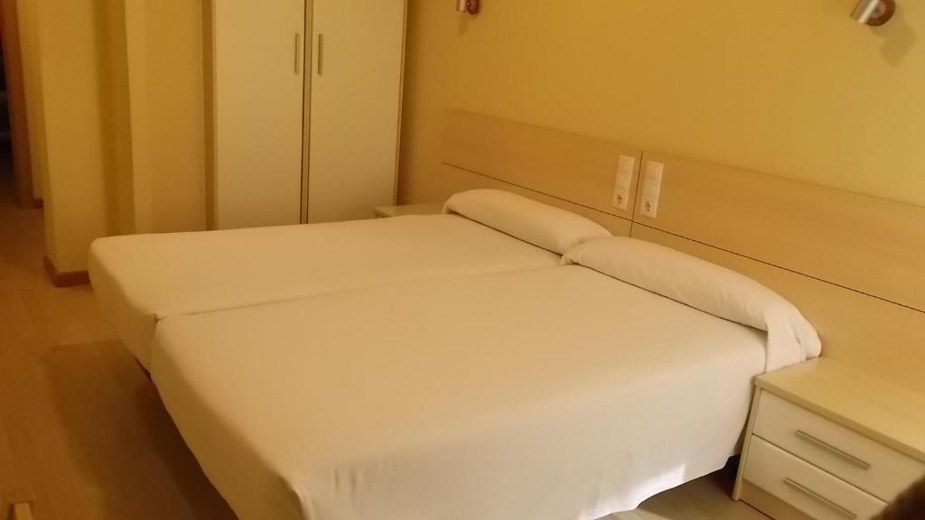 Hostal Europa Castejón Extérieur photo
